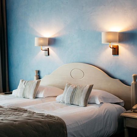 Hotel Carcarille Restaurant Le C Горд Екстериор снимка